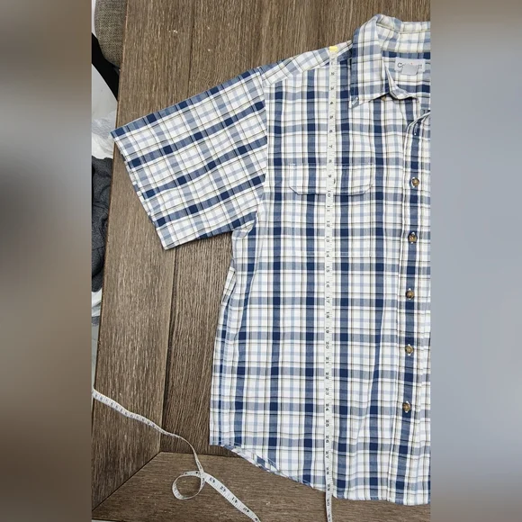 Carhartt Plaid 2 Pocket Short Sleeve Button-up Men's Size Large - Picture 2 of 7